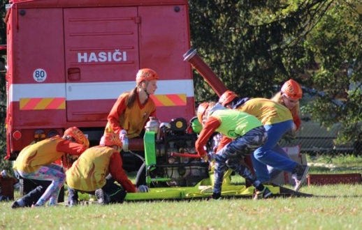 Pohár starosty městyse - starší žáci z Nezamyslic; Foto: Petr Jordán